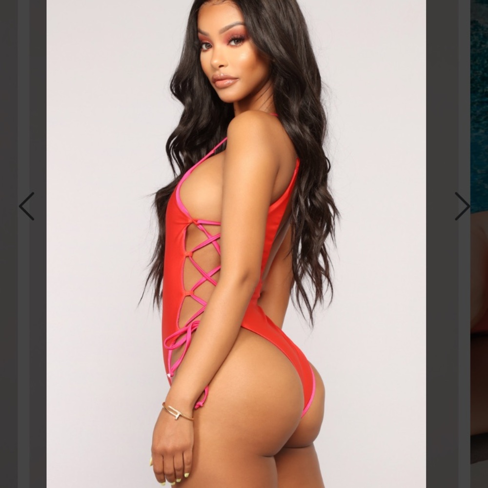 Fashion Nova On The Flip Side Swimsuit SZ L NWT